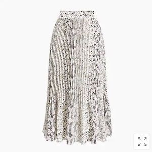Animal print pleated skirt 14 J. Crew.